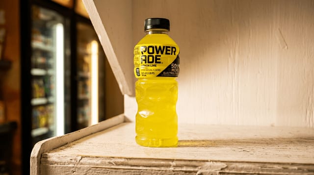Powerade Lemon Lime (20 oz).